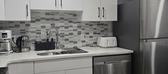 Welcoming 2-bedroom basement apartment with in West Edmonton