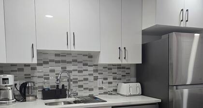 Welcoming 2-bedroom basement apartment with in West Edmonton
