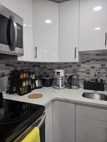 Welcoming 2-bedroom basement apartment with in West Edmonton