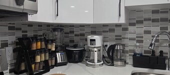 Welcoming 2-bedroom basement apartment with in West Edmonton