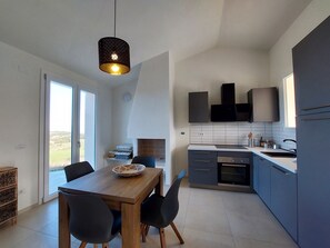 冰箱、烤箱、炉灶、洗碗机