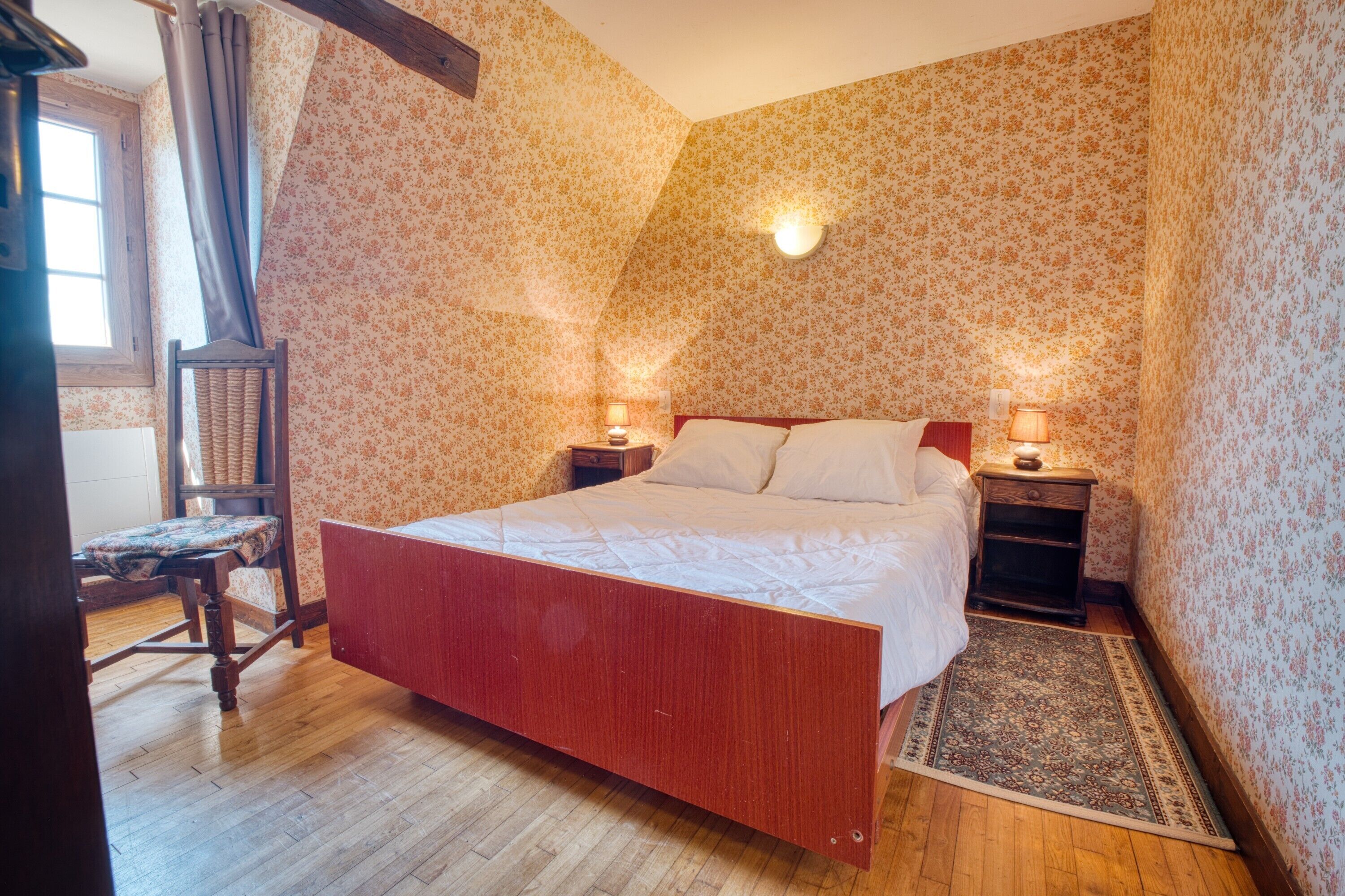 3 habitaciones, tabla de planchar con plancha y wifi gratis 