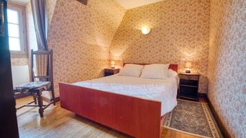 3 habitaciones, tabla de planchar con plancha y wifi gratis