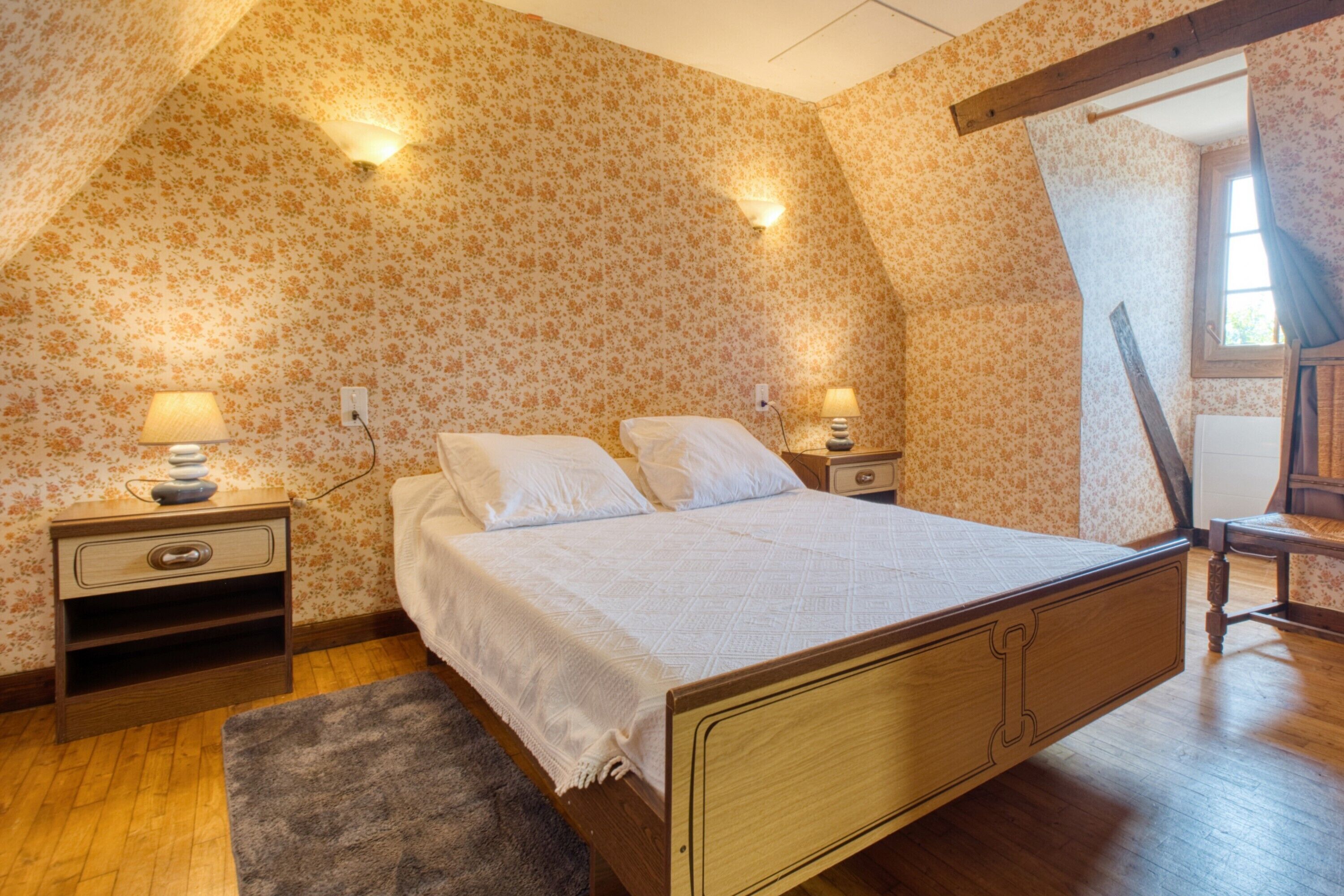 3 chambres, fer et planche à repasser, Wi-Fi gratuit