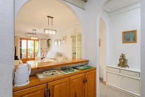 Interior - Apartment 'Palmera V' with Private Terrace and Private Garden (Santa Pola)