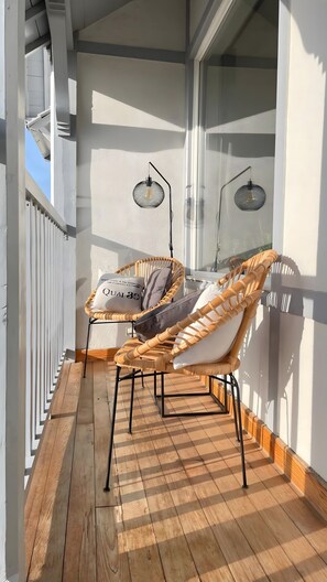Property grounds - Holiday Home 'La Maison Du Phare' with Private Terrace and Garden (Plérin)