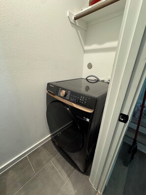 Interior - Spacious 4-bedroom house with WiFi, AC in lovely Houston (Houston)