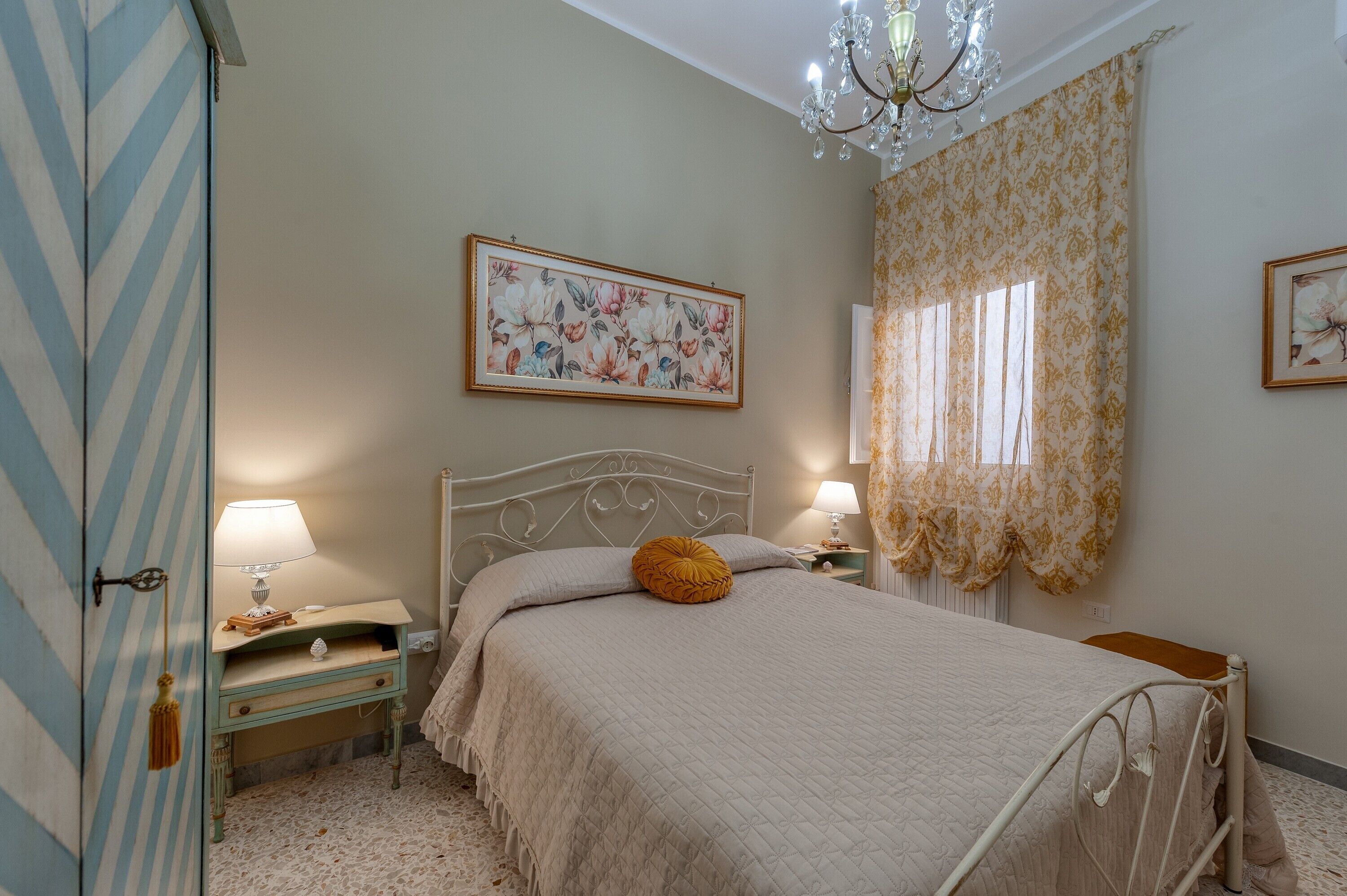 1 chambre, fer et planche à repasser, Wi-Fi gratuit, draps fournis