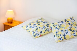 3 habitaciones, tabla de planchar con plancha y wifi gratis 