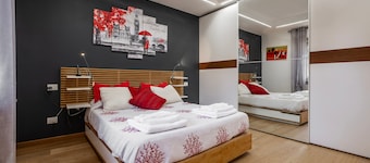 Apartment 'Fenicotteri' with Balcony and Wi-Fi