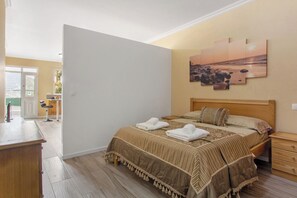 1 Schlafzimmer, Bügeleisen/Bügelbrett, kostenloses WLAN, Bettwäsche