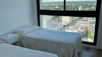 2 chambres, fer et planche Ă  repasser, Wi-Fi, draps fournis