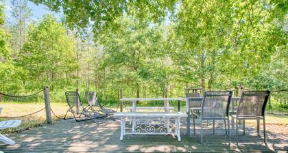 Apartment 'Stag' with Shared Pool, Wi-Fi and Air Conditioning