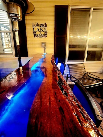 Interior. 3-bed 2-bath fully remodeled house walking distance to Lake w/ parking for Boat!