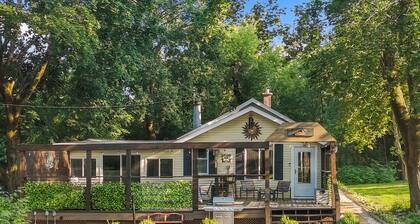 3-bed 2-bath fully remodeled house walking distance to Lake w/ parking for Boat!
