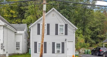 Charming 1-bedroom apartment in peaceful Meredith with WiFi, AC
