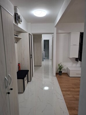 Appartement, 2 chambres, fumeur, balcon | Couloir