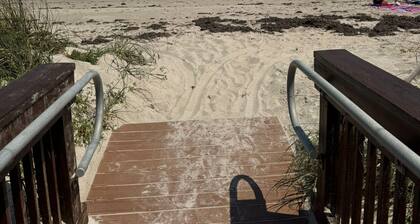 Beachfront 2BR/2BA Condo on Hutchinson Island w/ Private Garage