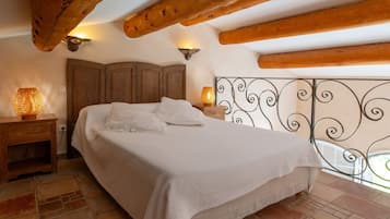 1 soverom, strykejern/-brett, wi-fi (inkludert) og sengetøy