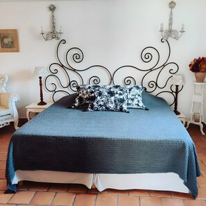 1 chambre, Wi-Fi gratuit, draps fournis