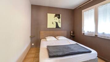 2 bedrooms, free WiFi