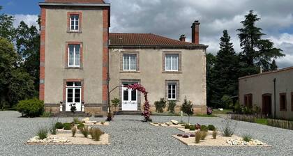 Chambre d'hÎtes 1 avec terrasse partagée, Wi-Fi et climatisation