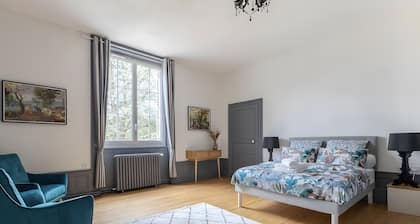 Chambre d'hÎtes 2 avec terrasse partagée, Wi-Fi et climatisation