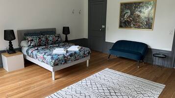 1 bedroom, free WiFi, bed sheets