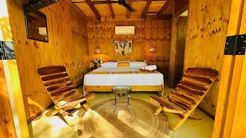 Classic Double Room | Individually decorated, individually furnished, free WiFi, bed sheets