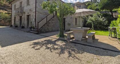 Appartement "D" avec vue sur les montagnes, Wi-Fi et climatisation