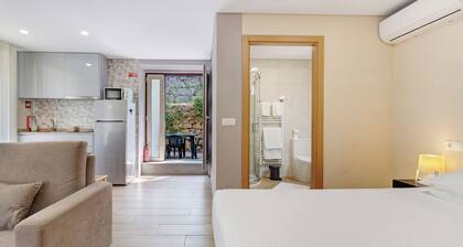 Appartement "E" avec vue sur la montagne, Wi-Fi et climatisation