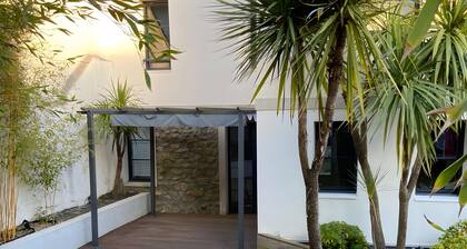 Villa 'Ker Zen 300m De La Plage' mit privater Terrasse und eigenem Garten