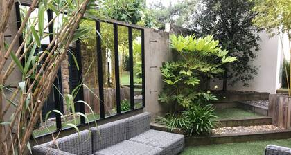 Villa 'Ker Zen 300m De La Plage' mit privater Terrasse und eigenem Garten