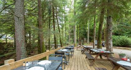Holiday Home 'Gite Okabe Du Chalet Pedro' with Shared Garden