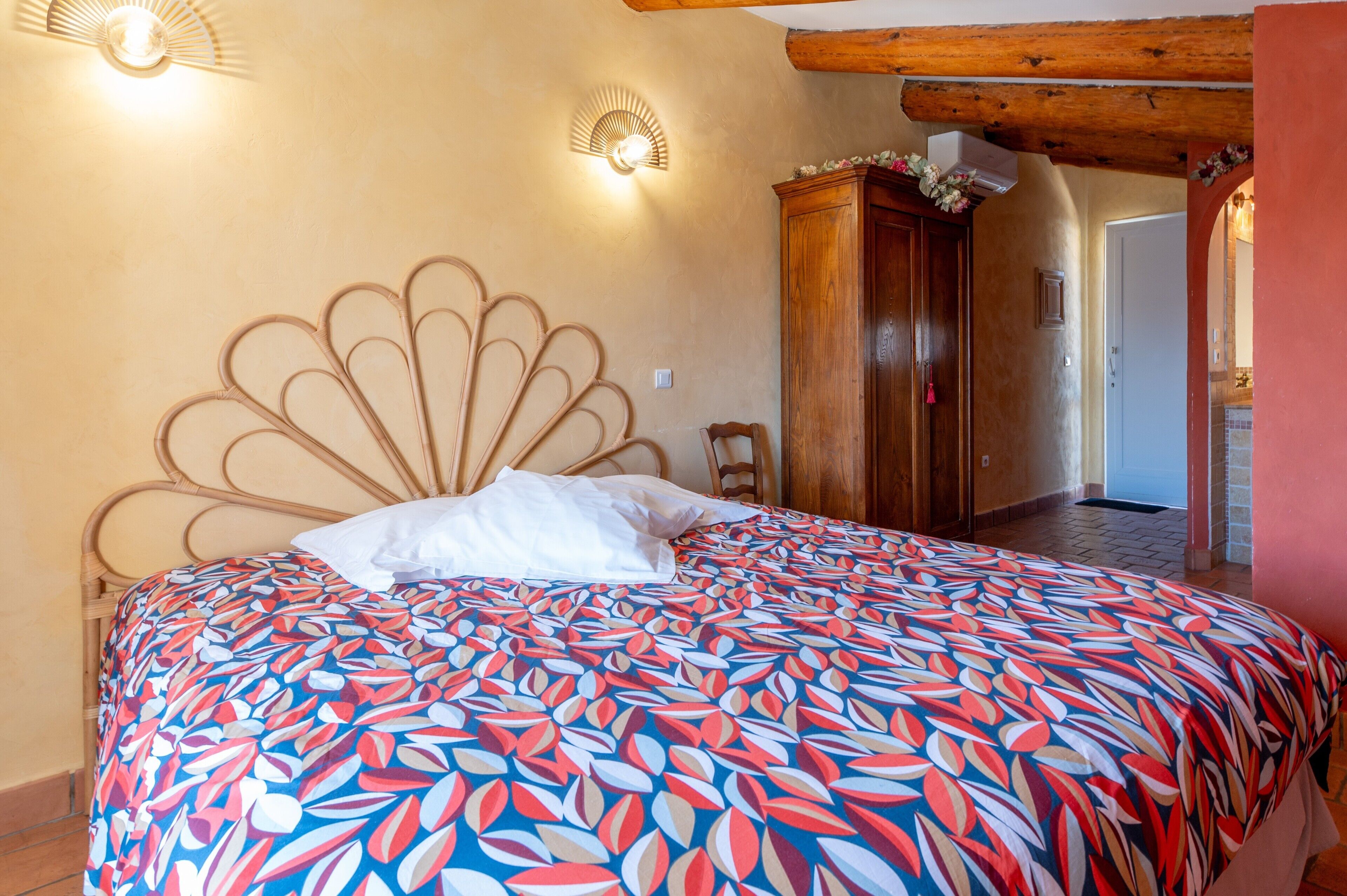 1 多间卧室、免费 WiFi、床单