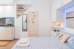 1 bedroom, iron/ironing board, free WiFi, bed sheets