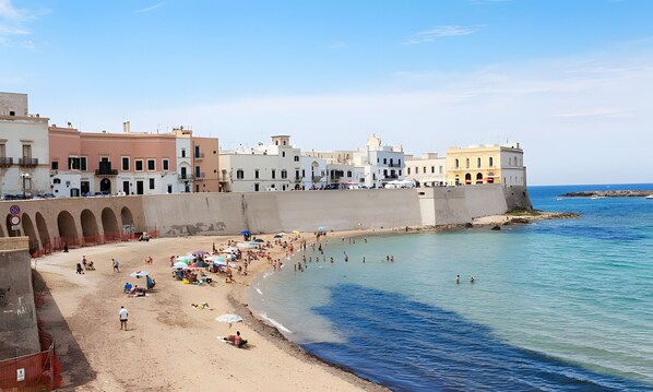Strand