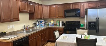 713 Section 1 luxury townhouse