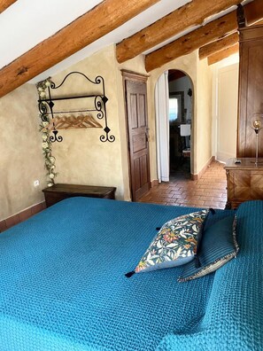 1 غرفة نوم وواي فاي مجانًا وملاءات أسرّة