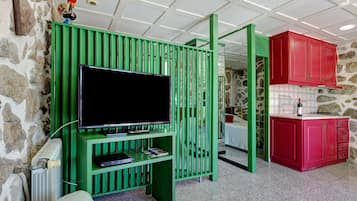 1 quarto, Wi-Fi de cortesia, roupa de cama