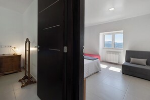2 chambres, Wi-Fi gratuit, draps fournis