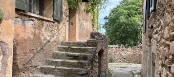 SPECIAL OFFER – Charming, renovated village house in the heart of the Luberon