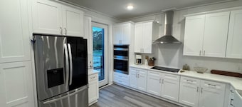 Luxury 4 bedroom townhome in charming Santa Rosa Beach, close to 30a