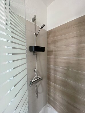 Dusche, Haartrockner