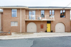 Exterior - Sandcastle Loft - The Ultimate Fremantle Escape (Fremantle)