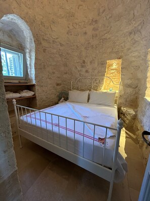 3 chambres, fer et planche à repasser, lit parapluie, Wi-Fi gratuit