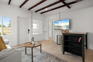 1 sovrum, strykjärn/strykbräda, gratis wi-fi och sängkläder