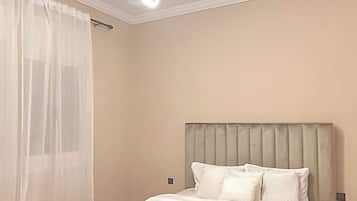 2 chambres, bureau, fer et planche à repasser, Wi-Fi gratuit