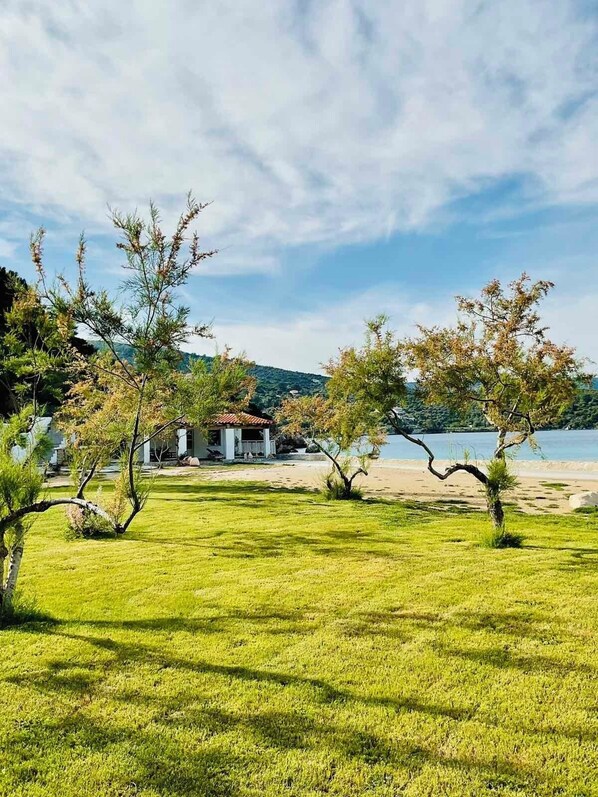 Beach - Seacret too by Villa Glyfos (Charavgi)