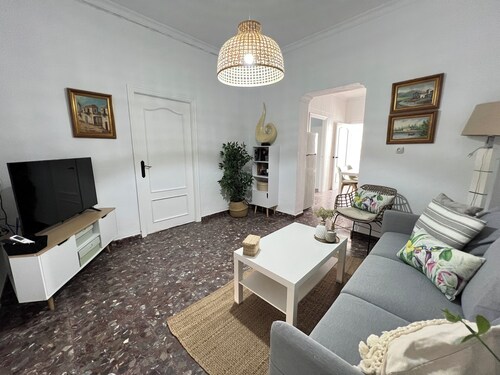 Rural house in a quiet area. 20 minutes from the beach. Ideal for couples or families